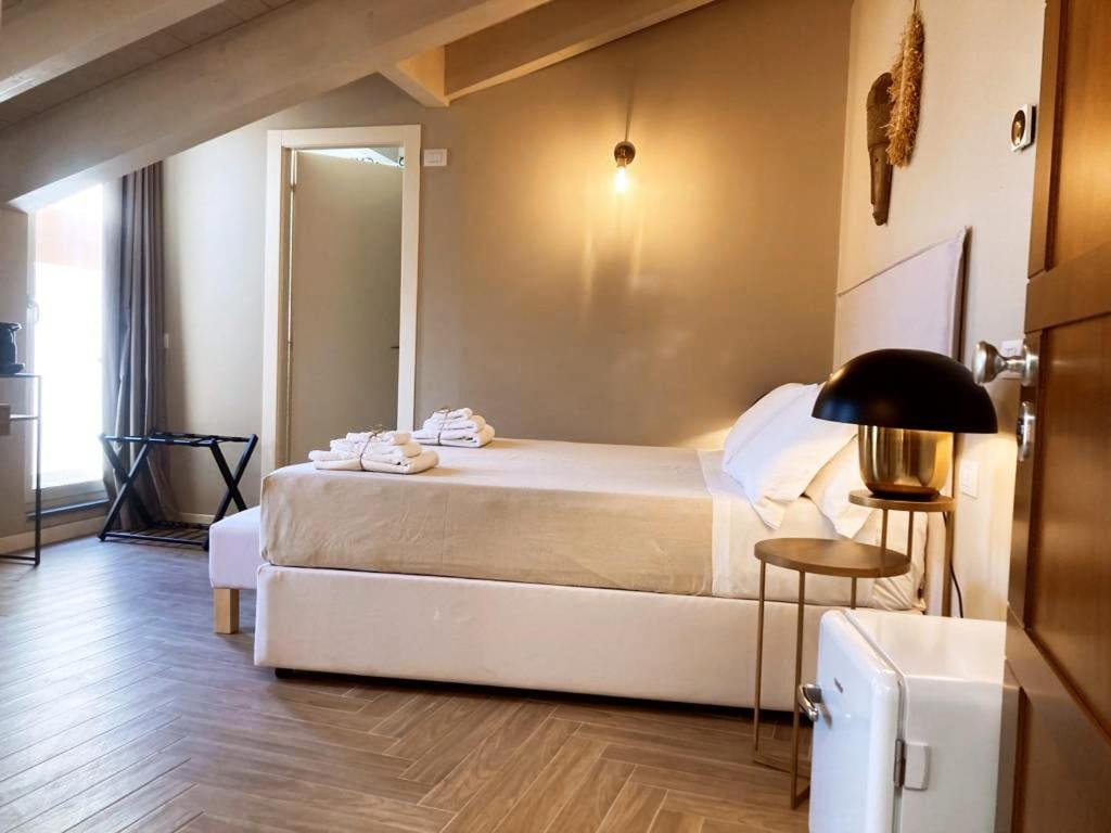 Gatto Bianco Rooms 42 Bergamo Exteriér fotografie